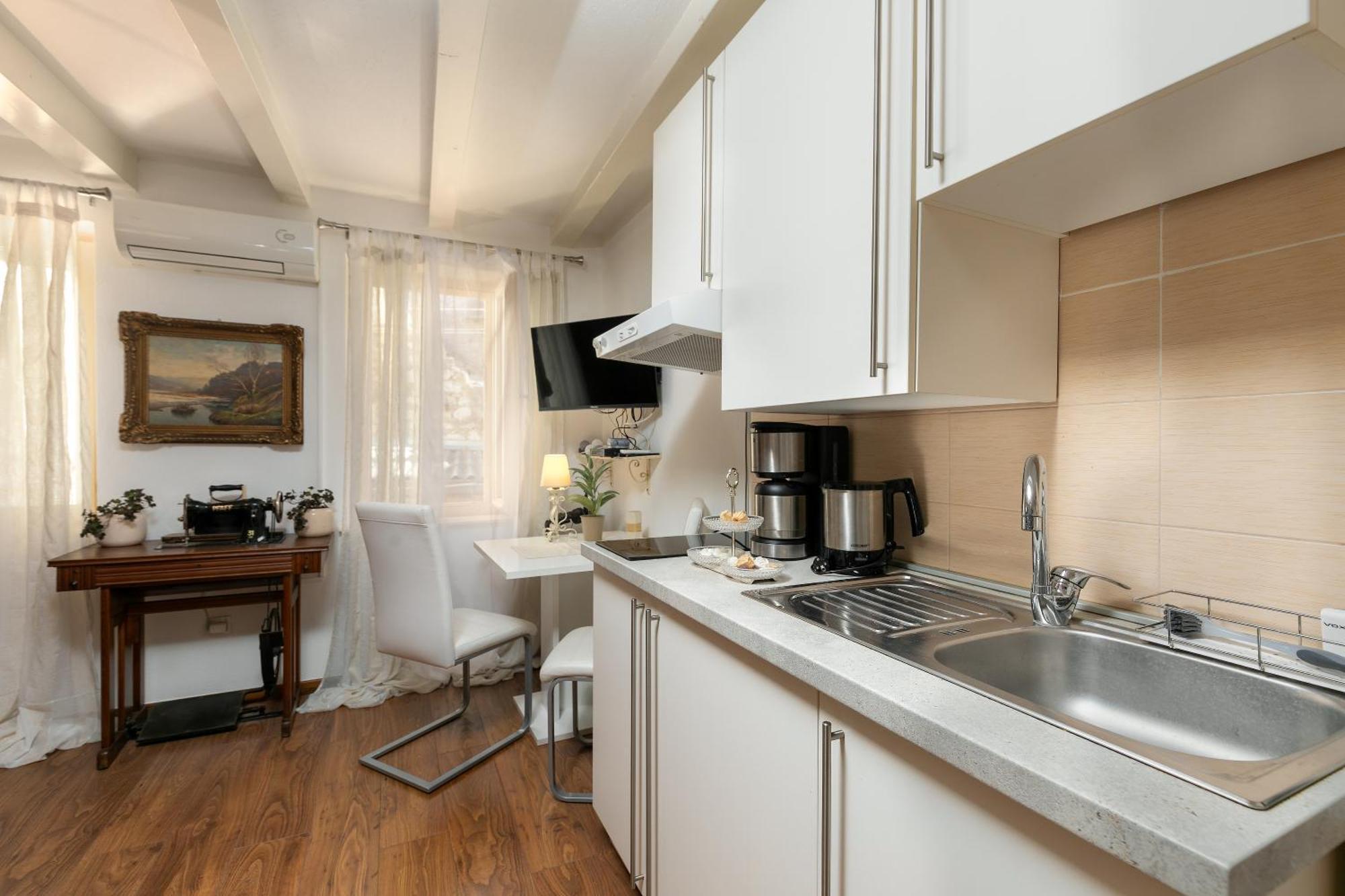 Duplex Apartment Camelia In Charming Old Town Rovinj Exterior photo