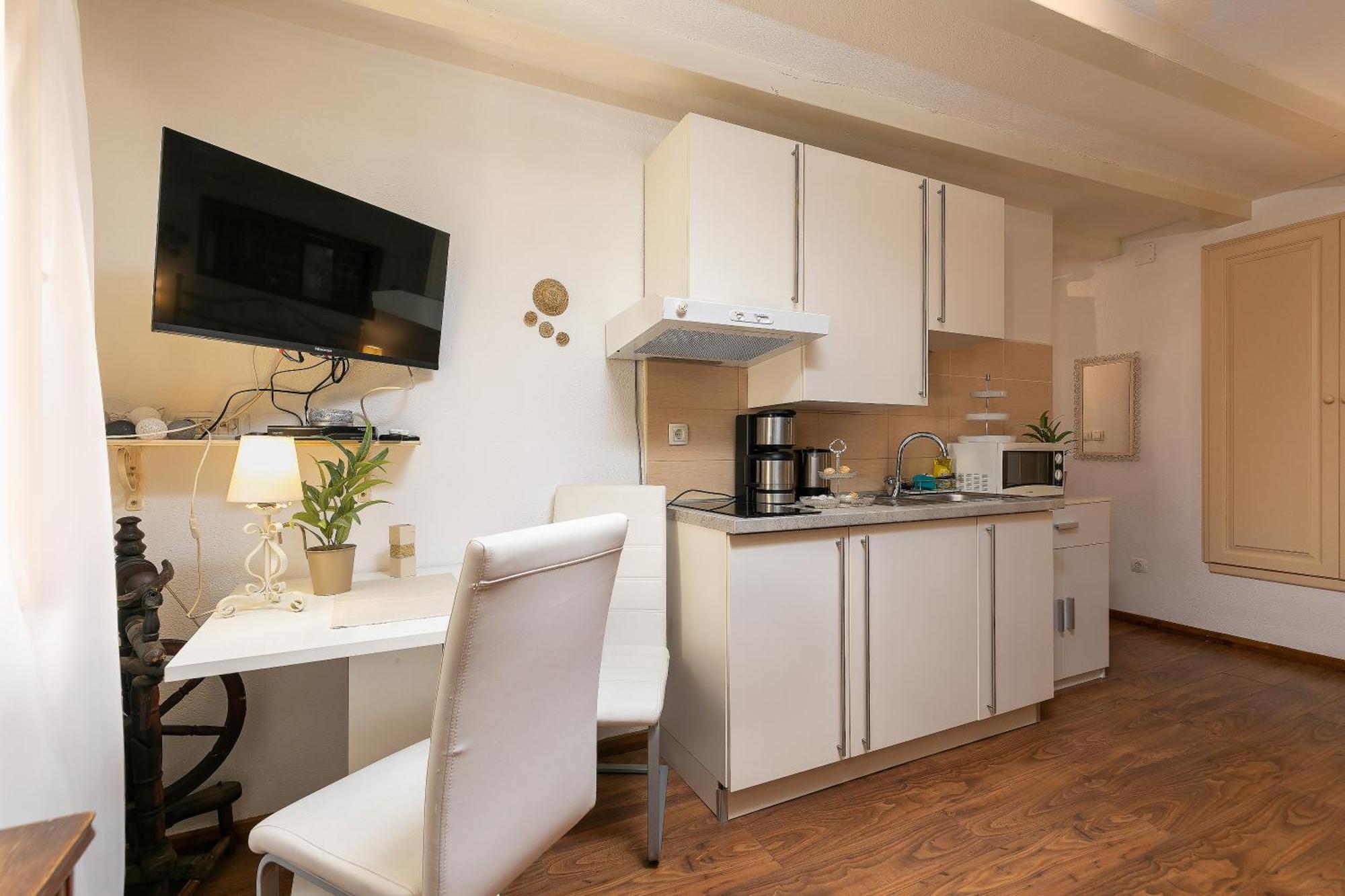 Duplex Apartment Camelia In Charming Old Town Rovinj Exterior photo